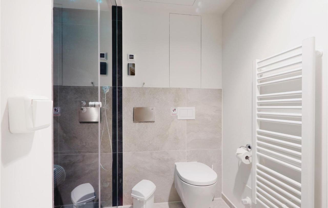 Cozy Apartment In Luebeck Travemuende With Sauna ภายนอก รูปภาพ